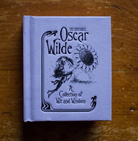 Oscar Wilde - The quotable Oscar Wilde - A Collection of wit and wisdom (editie hardcover, format liliput)