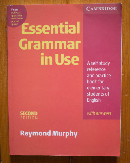 Raymond Murphy - Essential Grammar in Use (second edition)