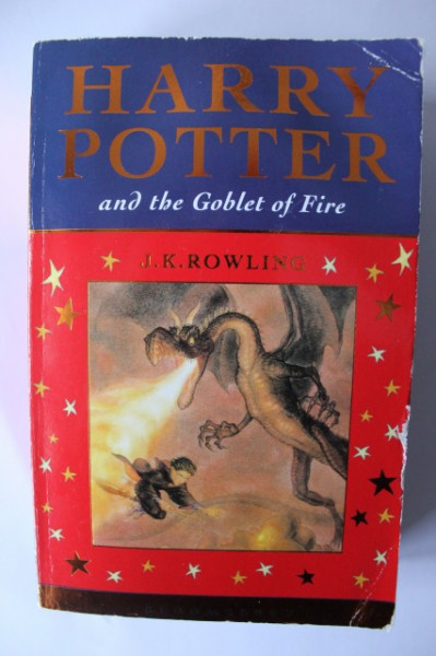 J. K. Rowling - Harry Potter and The Goblet of Fire (editie in limba engleza)