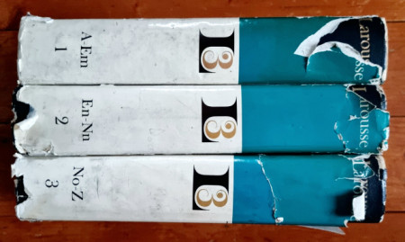 Larousse. Trois volumes en couleurs (3 vol., editie hardcover)