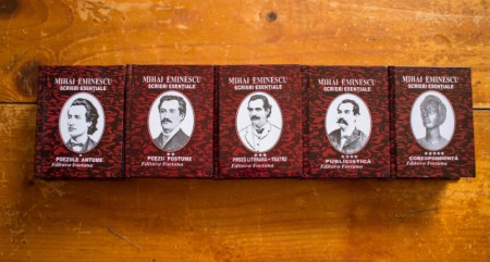 Mihai Eminescu - Scrieri esentiale (5 vol. in caseta speciala, format liliput, hardcover)