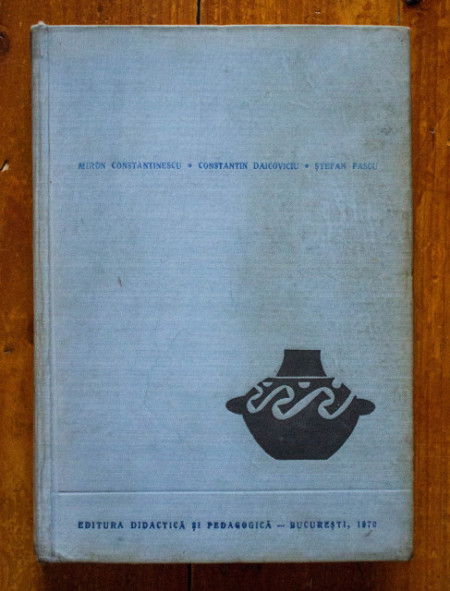 Miron Constantinescu, Constantin Daicoviciu, Stefan Pascu - Istoria Romaniei (compendiu) (editie hardcover)