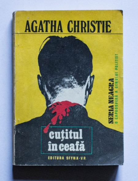 Agatha Christie - Cutitul in ceafa