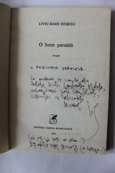 Liviu Ioan Stoiciu - O lume paralela (versuri) (cu autograf)