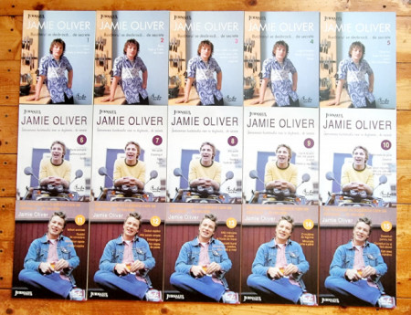 Jamie Oliver - Bucatarul se dezbraca de... secrete. Intoarcerea bucatarului care se dezbraca de... secrete. Zile minunate cu bucatarul care se dezbraca de... secrete (15 vol.)