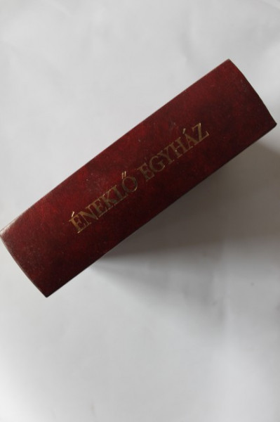 Eneklo egyhaz (editie hardcover)