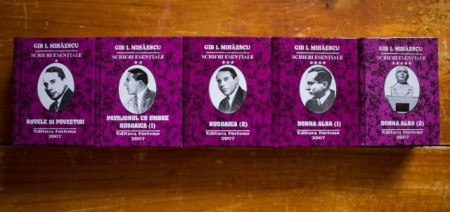 Gib I. Mihaescu - Scrieri esentiale (5 vol. in caseta speciala, format liliput, hardcover)