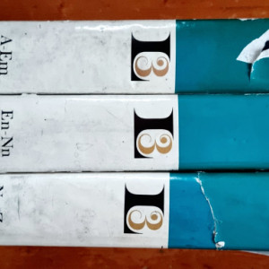 Larousse. Trois volumes en couleurs (3 vol., editie hardcover)