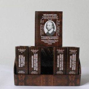 William Shakespeare - Scrieri esentiale I (5 vol. in caseta speciala, format liliput, editie bilingva romano-engleza, hardcover)