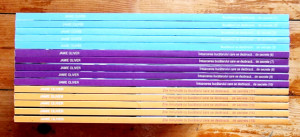 Jamie Oliver - Bucatarul se dezbraca de... secrete. Intoarcerea bucatarului care se dezbraca de... secrete. Zile minunate cu bucatarul care se dezbraca de... secrete (15 vol.)
