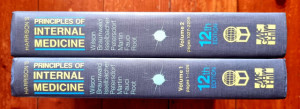 Harrison`s Principles of Internal Medicine. 12th edition (2 vol., editie hardcover, in limba engleza)