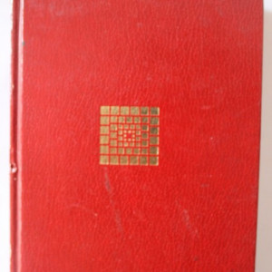 Antologie - Selection du livre Jeunesse. (Joseph Conrad - Typhon, Robert Lawson - La colline aux garennes. Alexandre Dumas - Les trois mousquetaires) (editie hardcover, in limba franceza)
