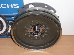 VOLANTA MASA DUBLA SACHS cutie AUTOMATA MULTITRONIC AUDI A4 2.7 TDI 163CP / 190CP