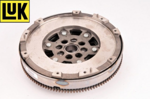 VOLANTA MASA DUBLA LUK OPEL CORSA D 1.3 CDTI 90CP / 95CP cod motor Z13DTH - A13DTE - Z13DTE - A13DTR