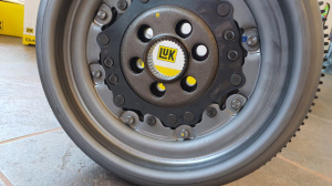 VOLANTA MASA DUBLA LUK CUTIE DSG 6+1 VW EOS 2.0 TDI 136CP / 140CP cu START STOP