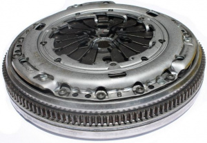 KIT AMBREIAJ si VOLANTA MASA DUBLA LUK VW BORA 1.9 TDI 90CP / 110CP
