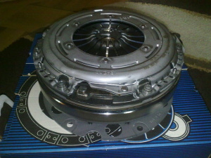 VOLANTA MASA DUBLA SACHS AUDI A4 B8 2.0 TDI 120CP/136CP/143CP/163CP/170CP