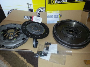 KIT AMBREIAJ cu VOLANTA MASA DUBLA LUK SKODA SUPERB 3T 1.9 TDI 105CP