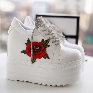Sneakersi Bloom