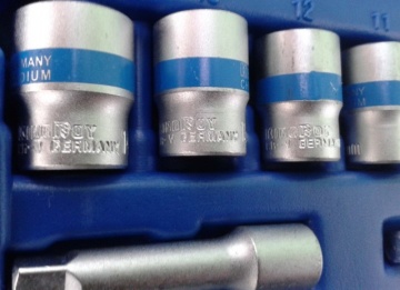 KingRoy Germany - Profesionalni komplet 1/4" gedora iz 19 delova u koferu