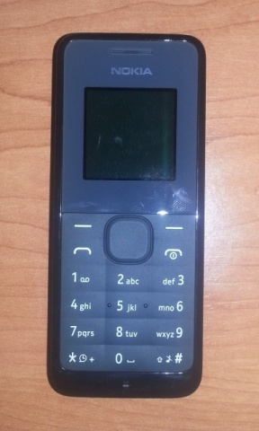 Nokia 105 Black (NOVO, SIM-FREE, Baterija traje do 35 dana)