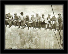 Radnici visoko na gredi, uramljena slika 40x50cm