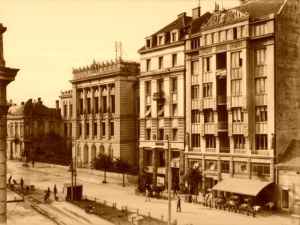 Makedonska zgrada Politike, uramljena slika