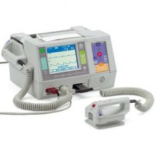 Reanibex -700 medicinski defibrilator