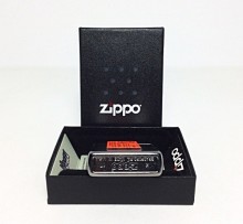 Зажигалка Zippo 29568 Mazzi Shark Attack