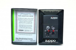 Зажигалка Zippo 80767 Zombies-Never Leave You