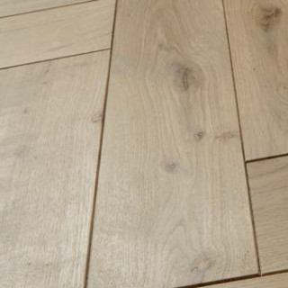 Herringbone Stejar Natur 120/14.7mm Lac Invizibil