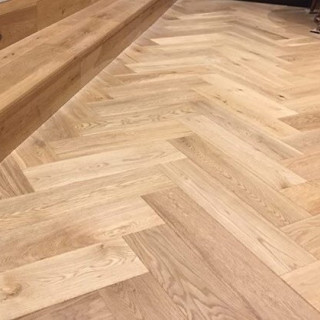 Herringbone Stejar Rustic 120/14.7mm Mat