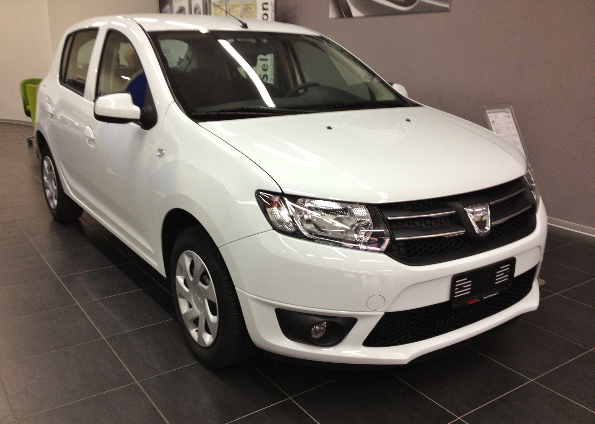 Navigatii Dacia Sandero