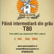 Faina intermediara tip T80 din grau macinat la moara cu pietre. Punga 5 Kg.