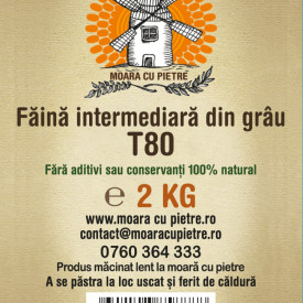 Faina intermediara tip T80 din grau macinat la moara cu pietre, punga 2 Kg.