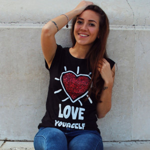 Maglia Donna "Love Yourself"