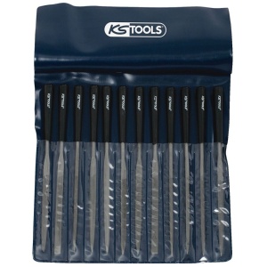 Set pile ac cu mâner din material plastic, 12 piese