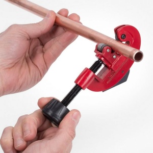 Dispozitiv pentru debitarea tevilor 3 - 28 mm Kreator KRT000702, cu debavurator