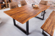 Massieve boomstam eettafel GENESIS 140cm acacia boomrand onderstel