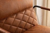 Retro fauteuil antiek lichtbruin met sierstiksels