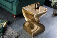 Sculpturale bijzettafel TWIST 30cm goud aluminium handgemaakte kruk nachtkastje