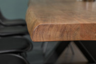 Massief boomstam eettafel MAMMUT NATURE 200 cm acacia massief hout 6 cm dik blad