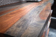 Massief tv-lowboard RELIEF 150 cm rookafwerking Sheesham hout met een uitgewerkte voorkant