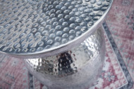 Handgemaakte bijzettafel 36 cm zilver hamerslag design