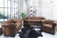 Chesterfield 2-zits bank 150 cm antiek bruin met knoopsluiting en veerkern