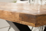 Massieve eettafel BREAK 160cm natuurlijk mangohout industrieel design