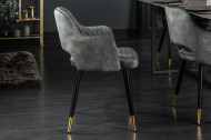 Comfortabele stoel in een elegante Retro stijl