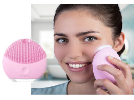 Aparat pentru curatarea tenului FOREQ Face Brush