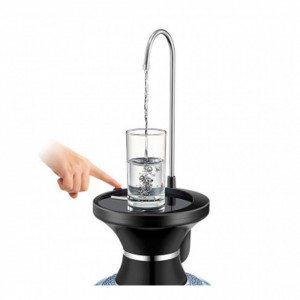 Dozator automat pentru apa, suport pentru pahar