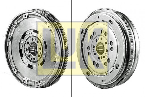 Volanta MERCEDES-BENZ VITO caroserie (638) 110 D 2.3 (638.074), LUK 415 0117 10